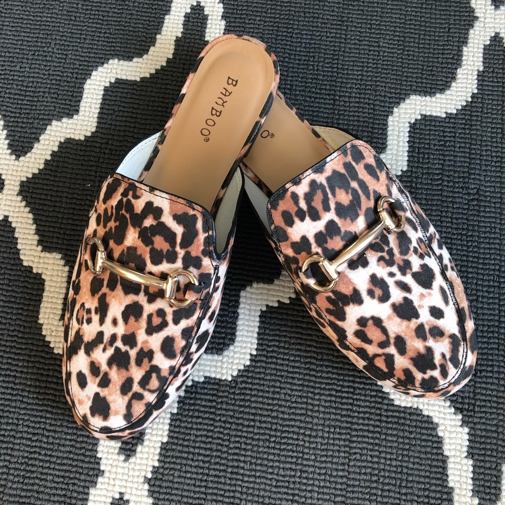 Leopard Print Slides - Picture 2 of 6